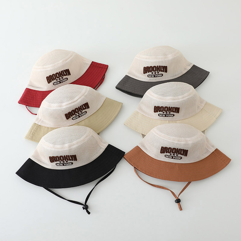 Chapeau de soleil brodé pour b - Summer Quotes avis et prix