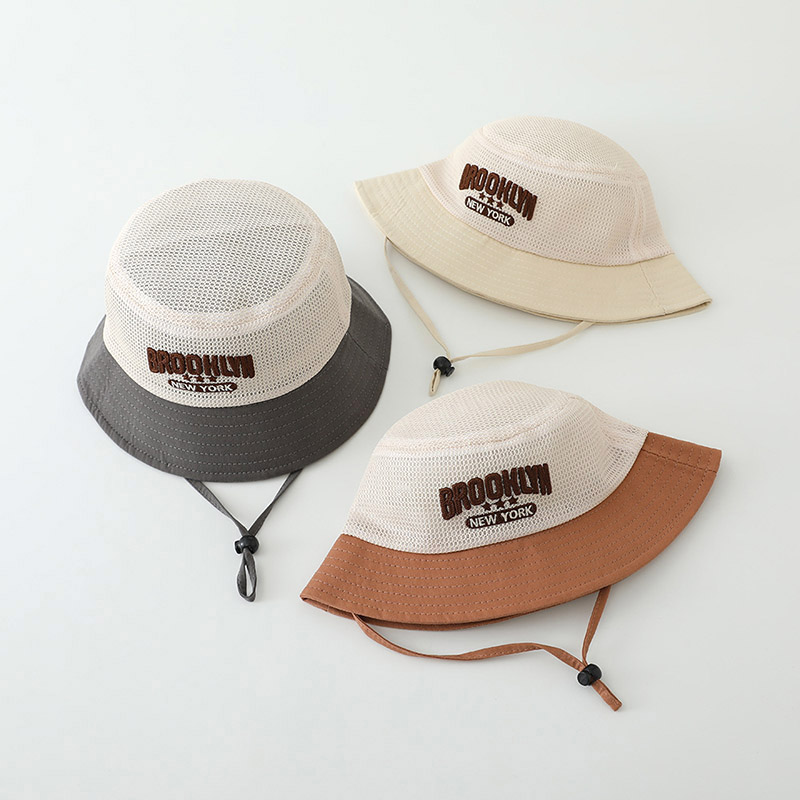 Chapeau de soleil brodé pour b - Summer Quotes avis et prix